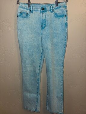DG2 Diane Gilman Sky Blue Light Wash Women’s Jeans - Classic Straight Leg Sz 10
